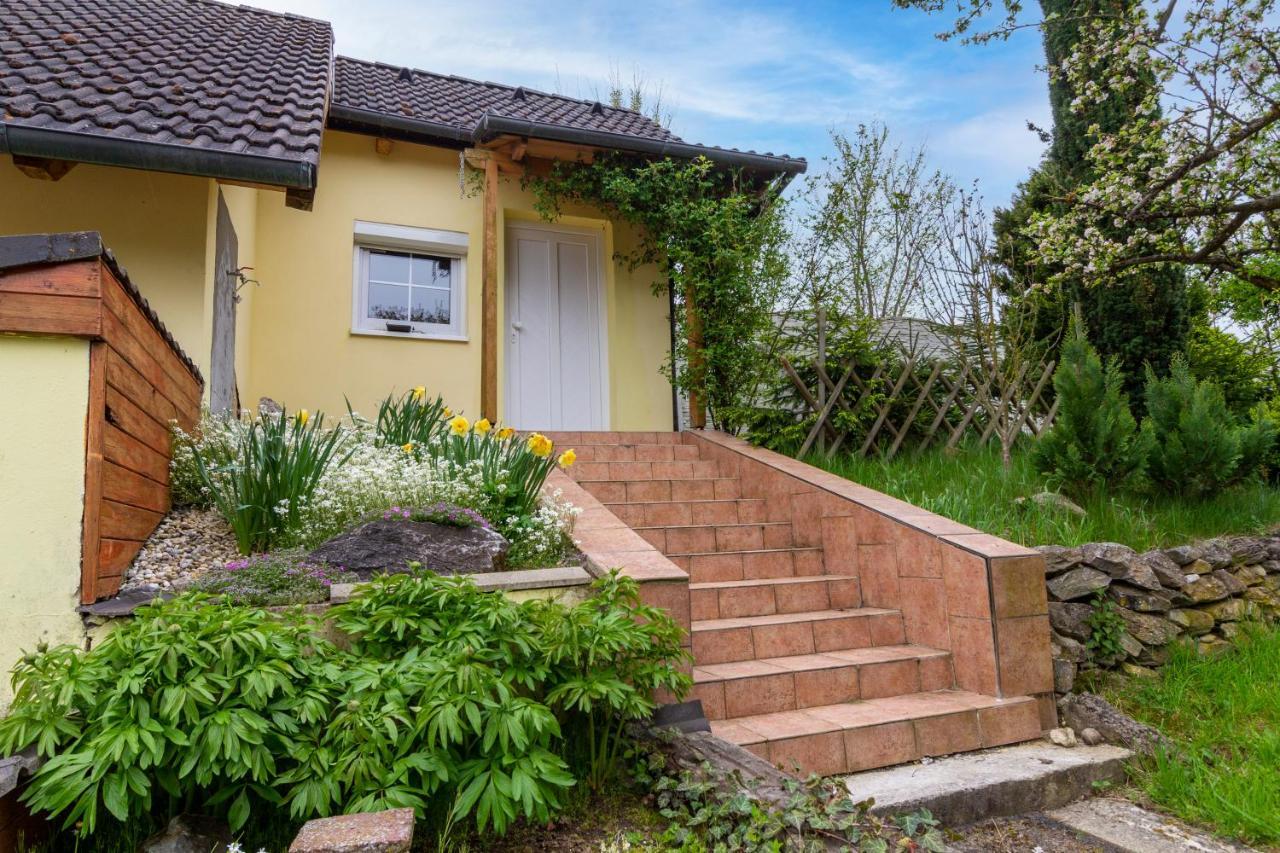 Apartmanovy Dum Vilemovice Екстер'єр фото