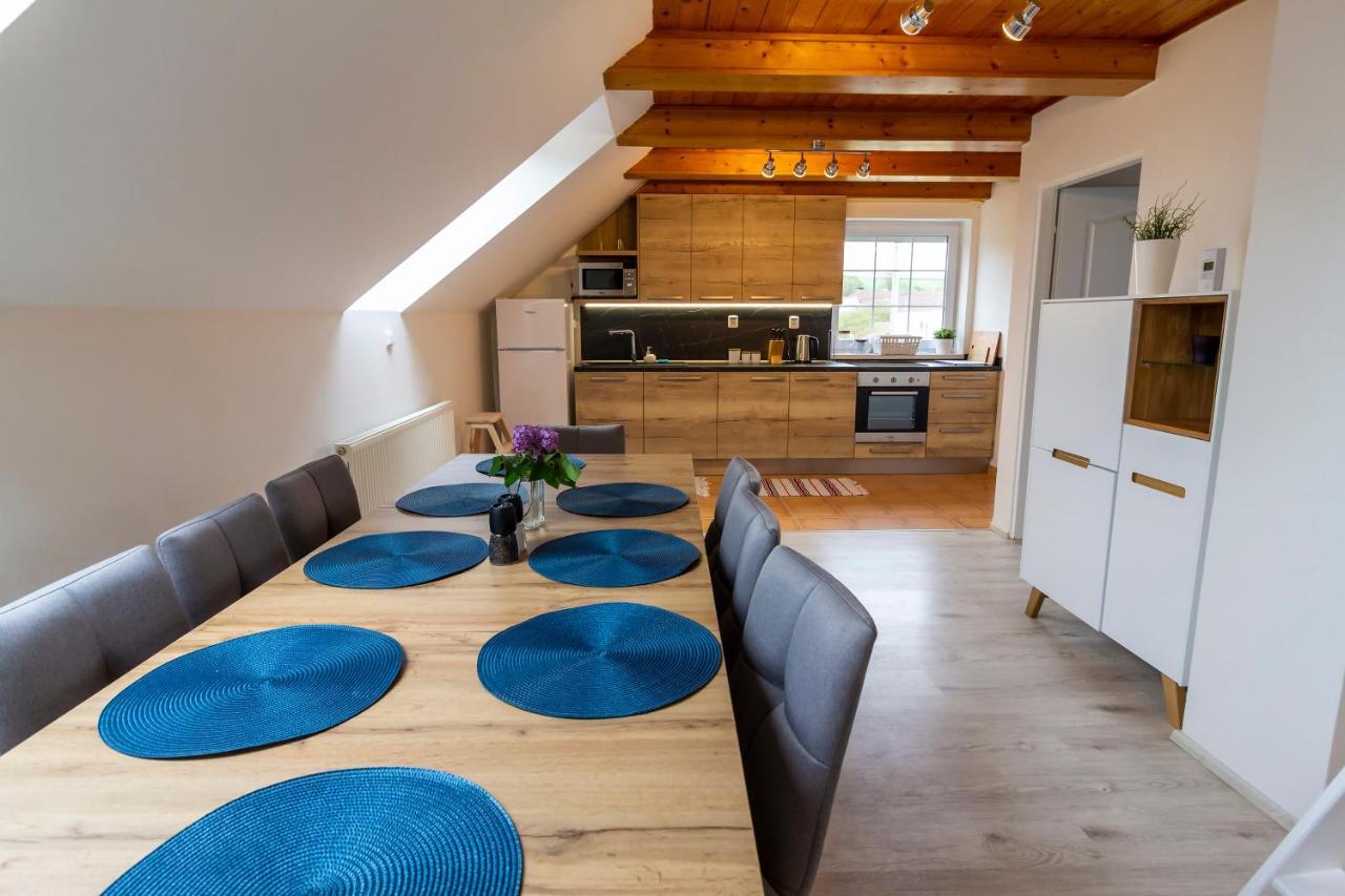 Apartmanovy Dum Vilemovice Екстер'єр фото