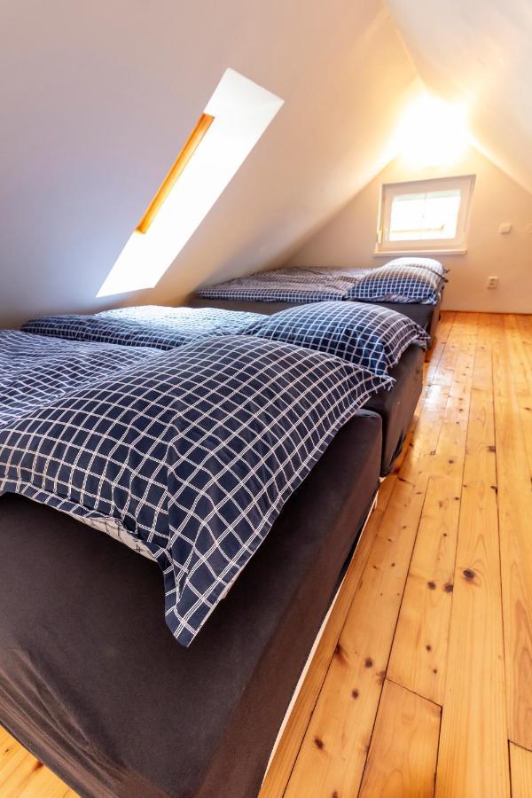 Apartmanovy Dum Vilemovice Екстер'єр фото